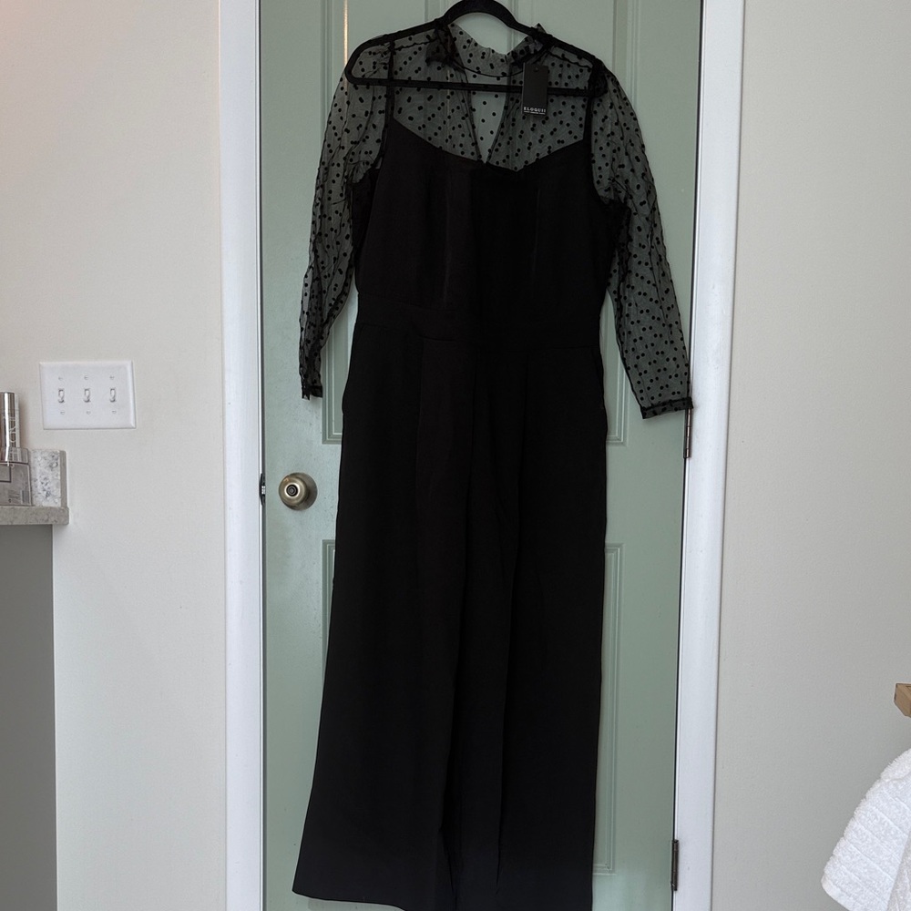 Eloquii NWT black jumpsuit with black lace sleeves and pockets size 14